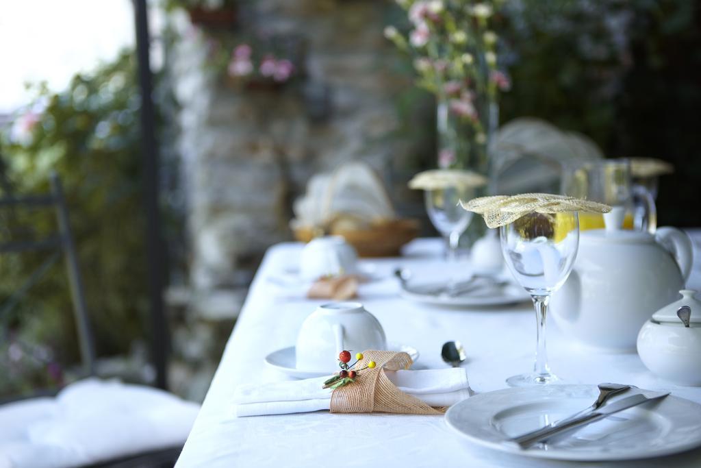 Antico Borgo Sanda Lago Maggiore Casalzuigno Exterior photo